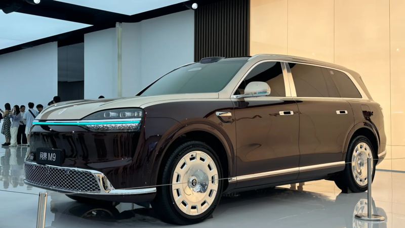 HIMA launches new M9 in China: up to 890 hp, starting from 70,600 USD